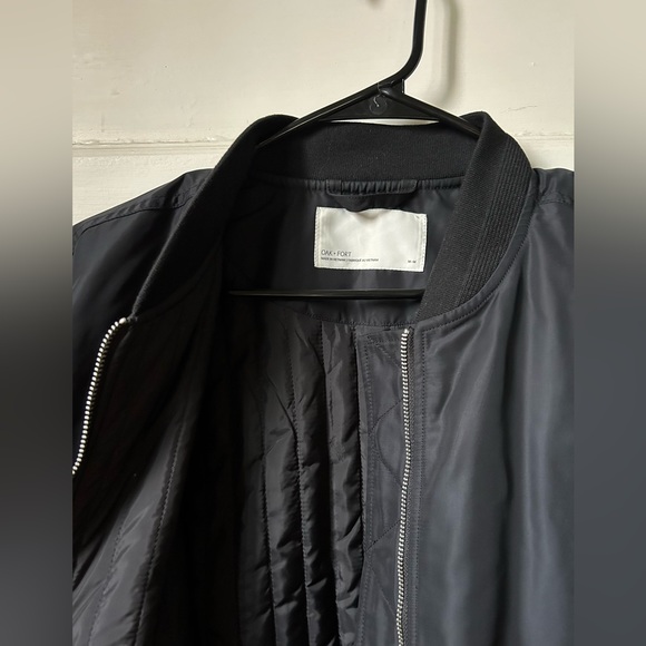 Woman Bomber Jacket - Picture 4 of 5